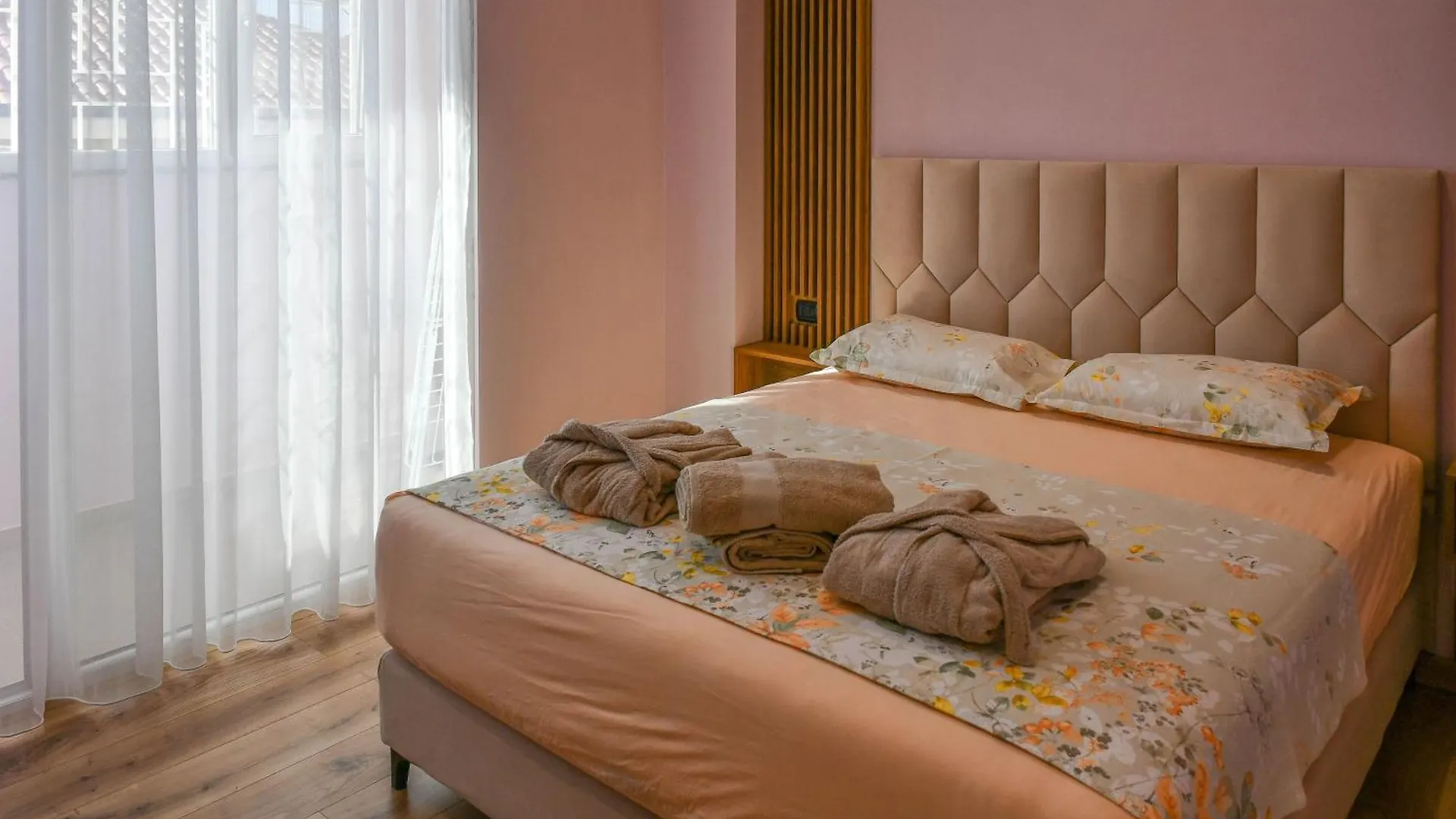 Hata Luxury Apartments Shkodër アルバニア