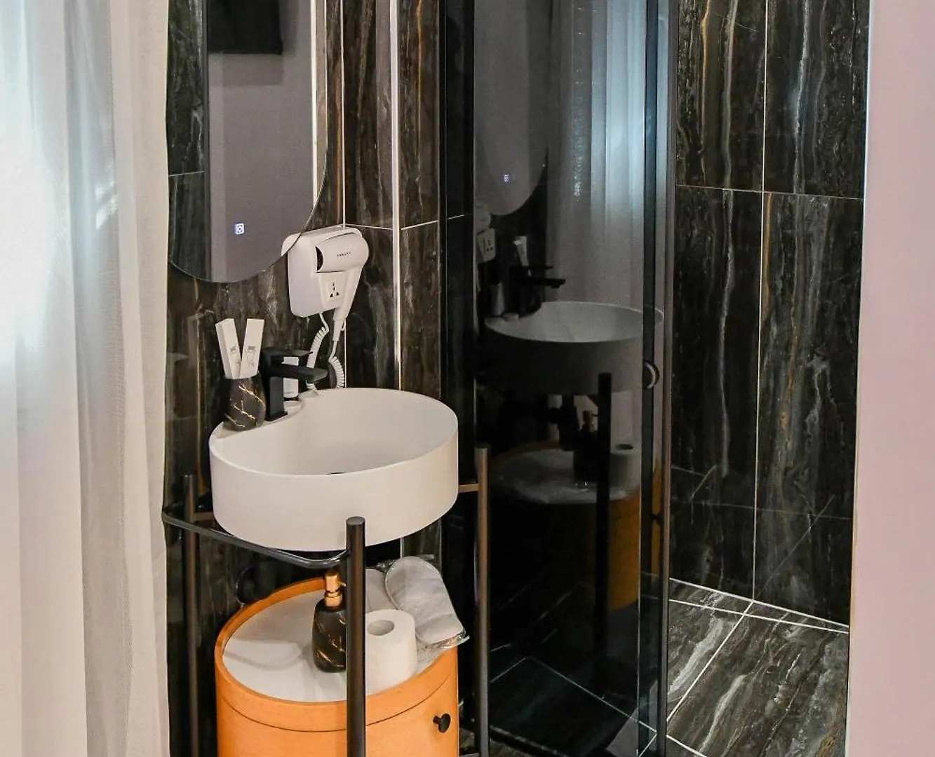 Hata Luxury Apartments Shkodër アルバニア